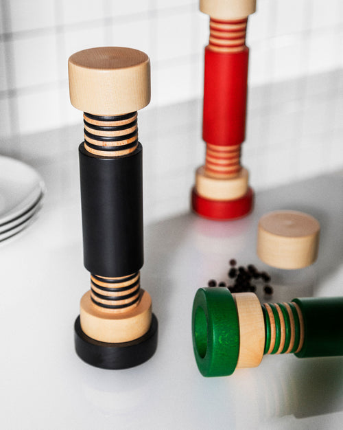 MP0215 natural, black Salt, pepper and spice grinder Alessi 1