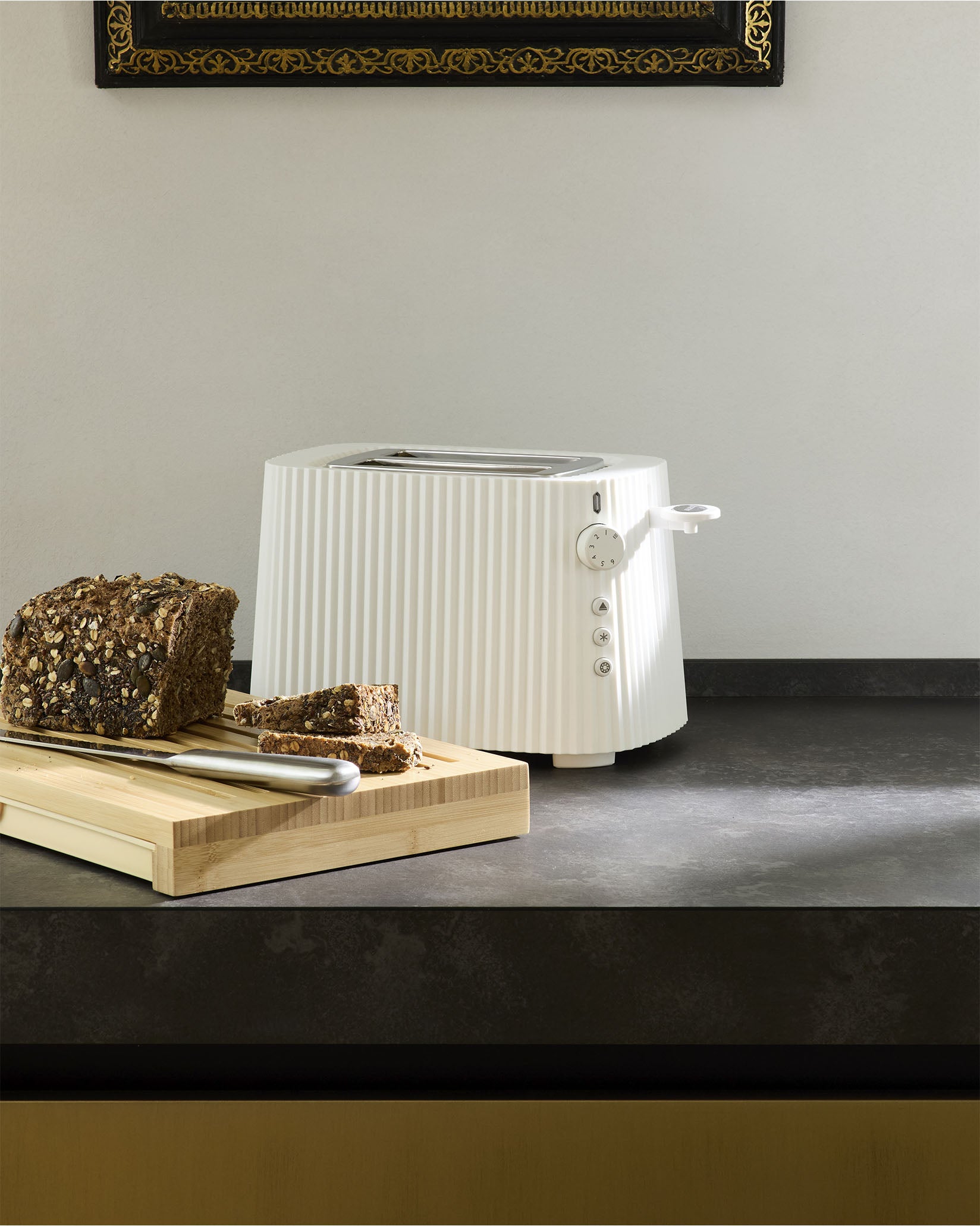 Plissé: Toaster By Michele De Lucchi - British Plug | Alessi