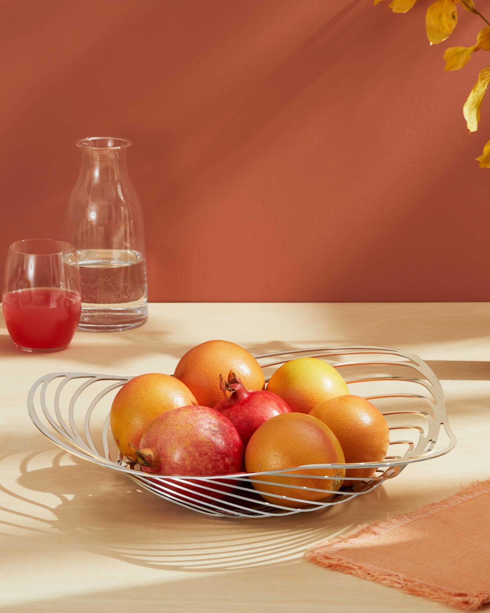 Trinity black Centrepiece Alessi 1