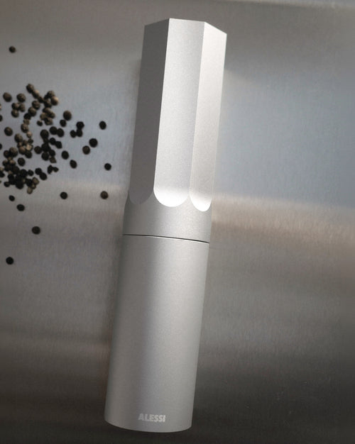 KG01 red Salt, pepper and spice grinder Alessi 2