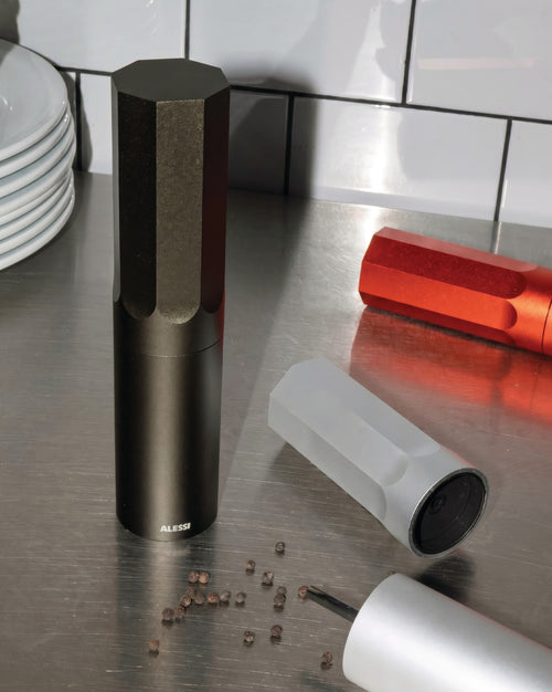 KG01 red Salt, pepper and spice grinder Alessi 1