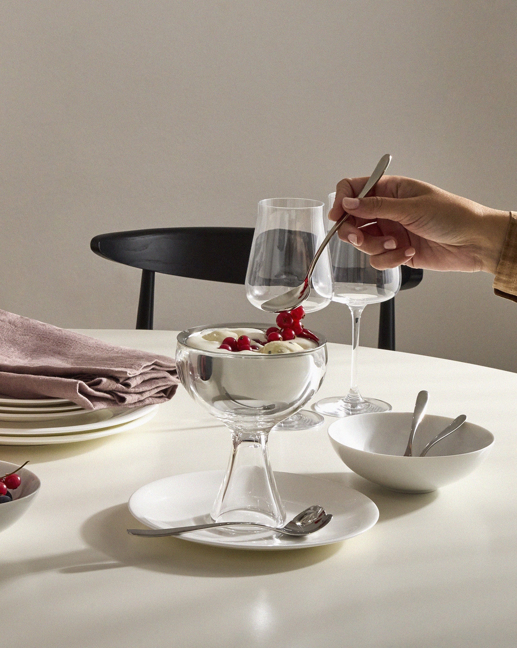 Rundes Modell Cutlery Set 24 Pieces By Josef Hoffmann | Alessi