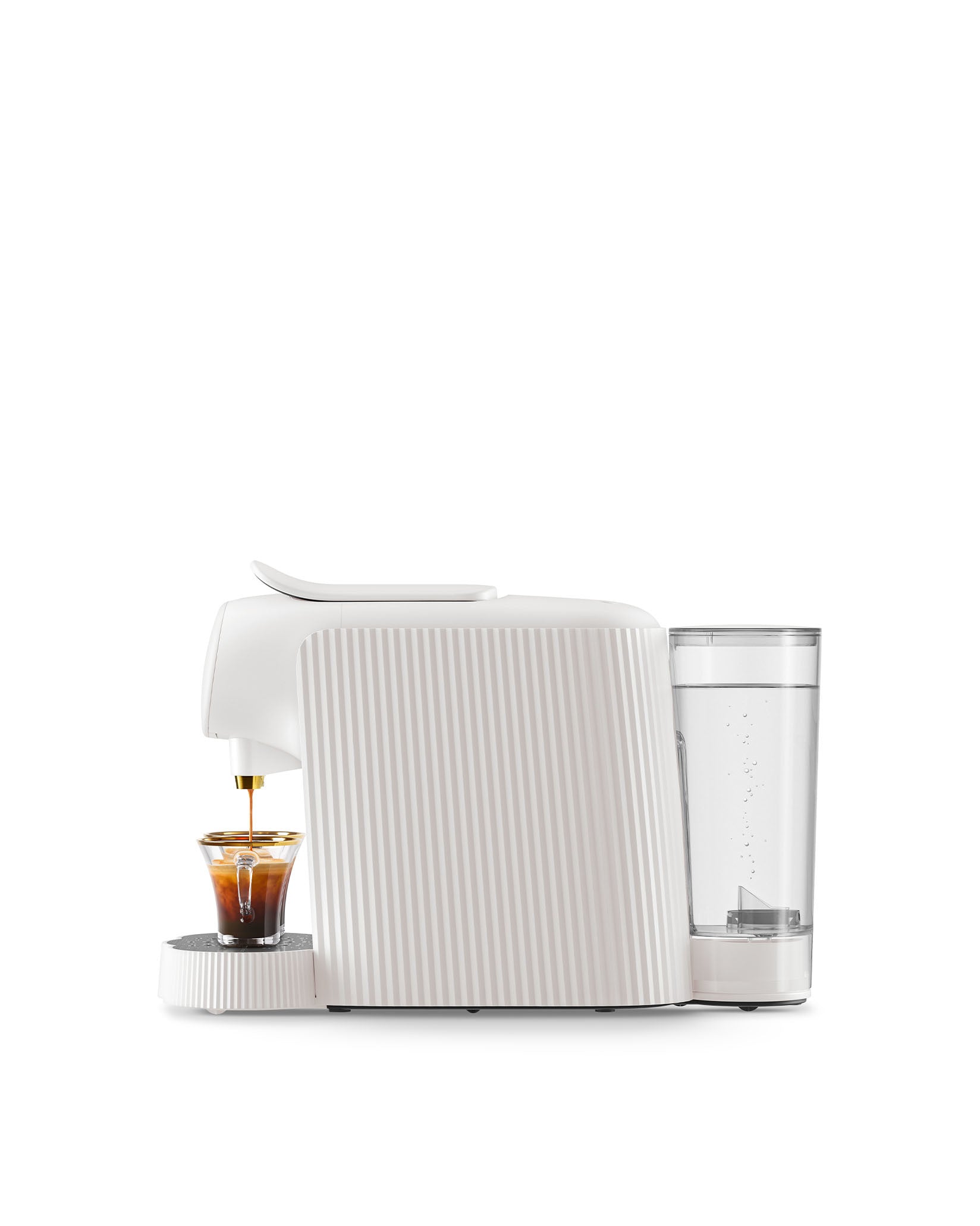 Plissé: Portioned capsule coffee machine - British plug | Alessi