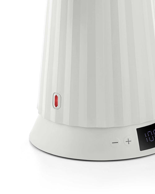Plissé white Electric kettle. British plug Alessi