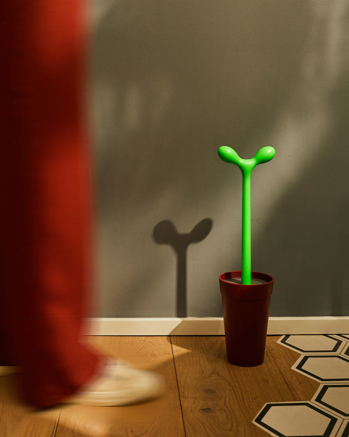 The Merdolino toilet brush by Stefano Giovannoni may just be the most famous and successful toilet brushes ever, bringing a little wimsical joy through its design as a cartoon house plant.