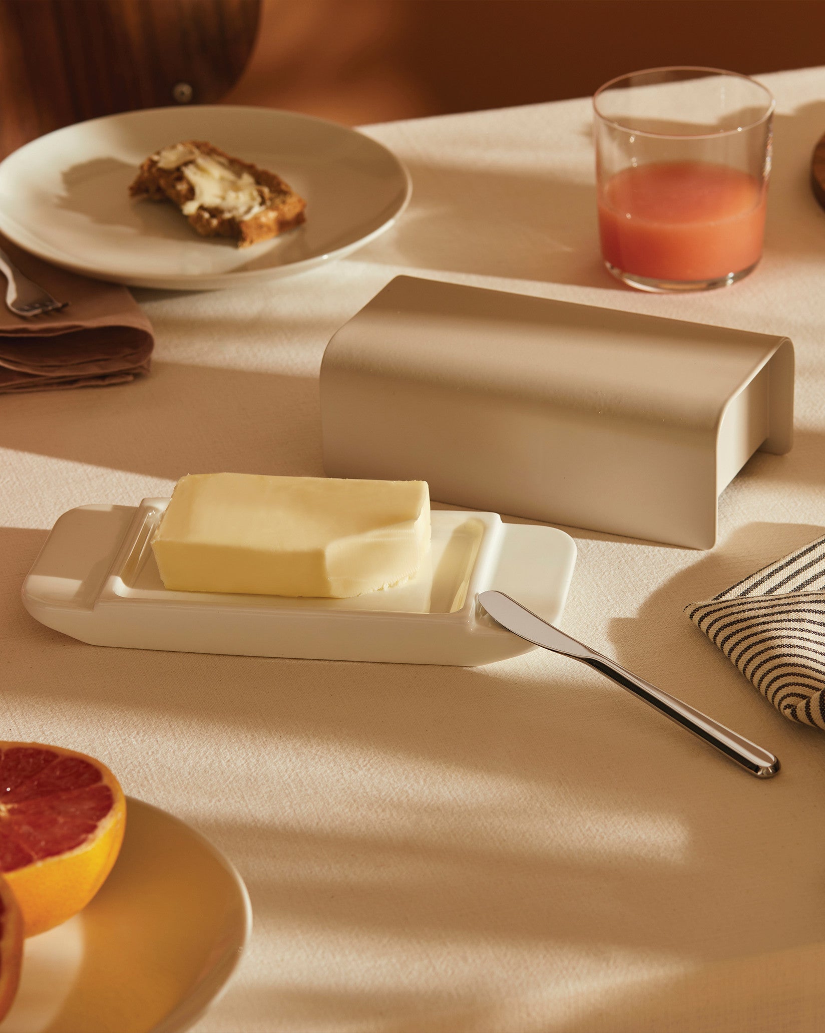 Ship Shape: Container | Alessi