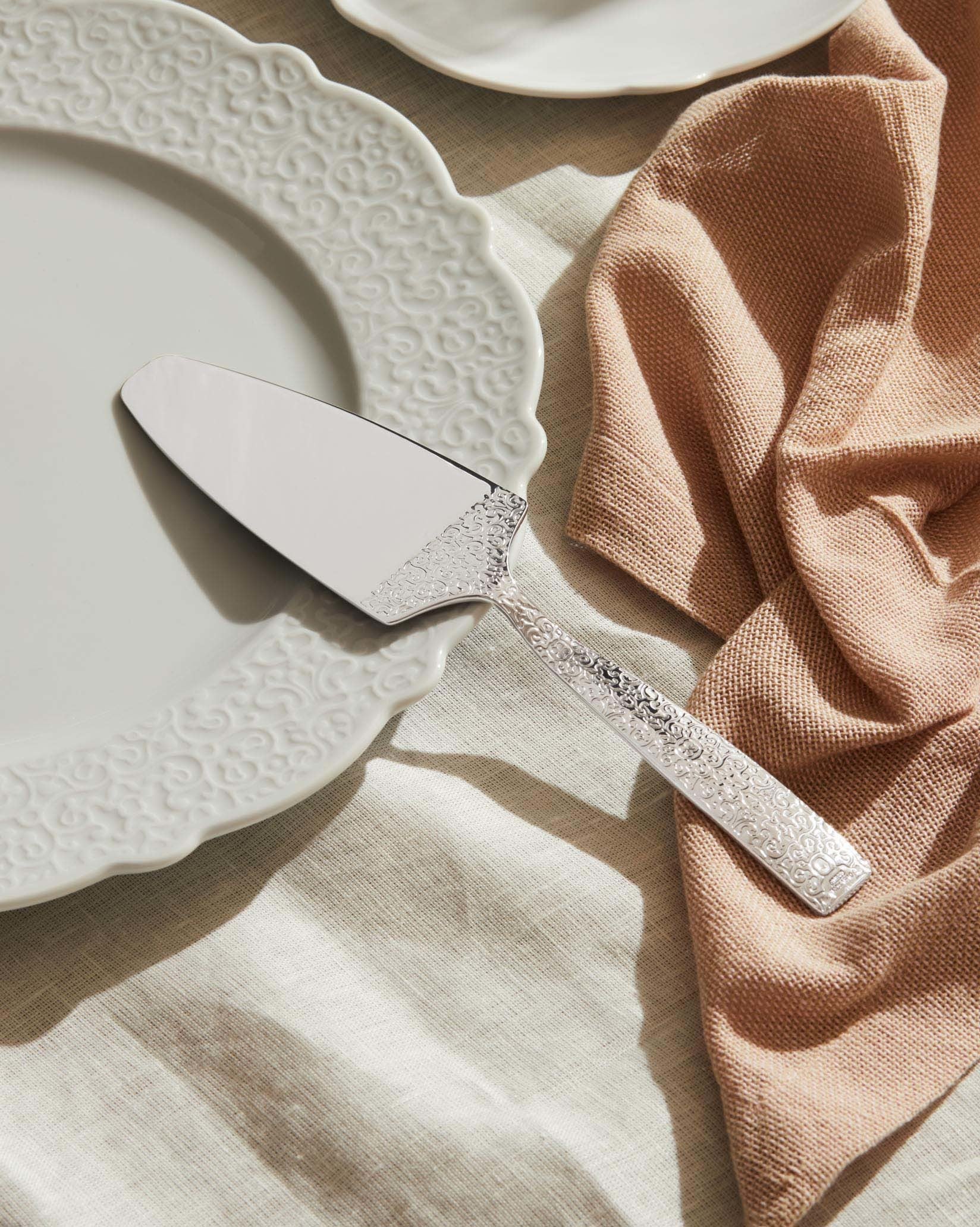 Dressed: Round tray by Marcel Wanders | Alessi