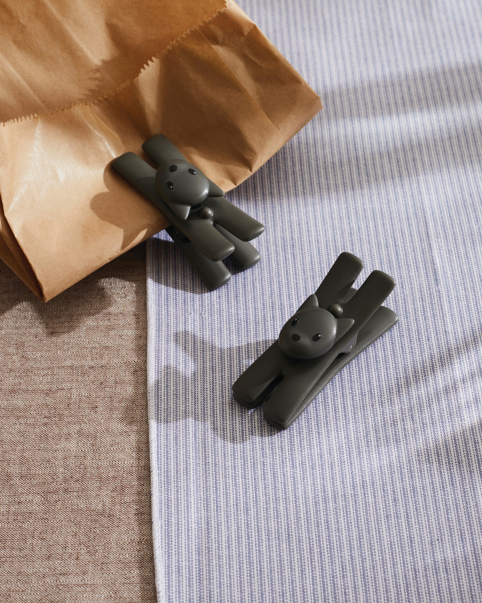 Lampo black Two clips set Alessi