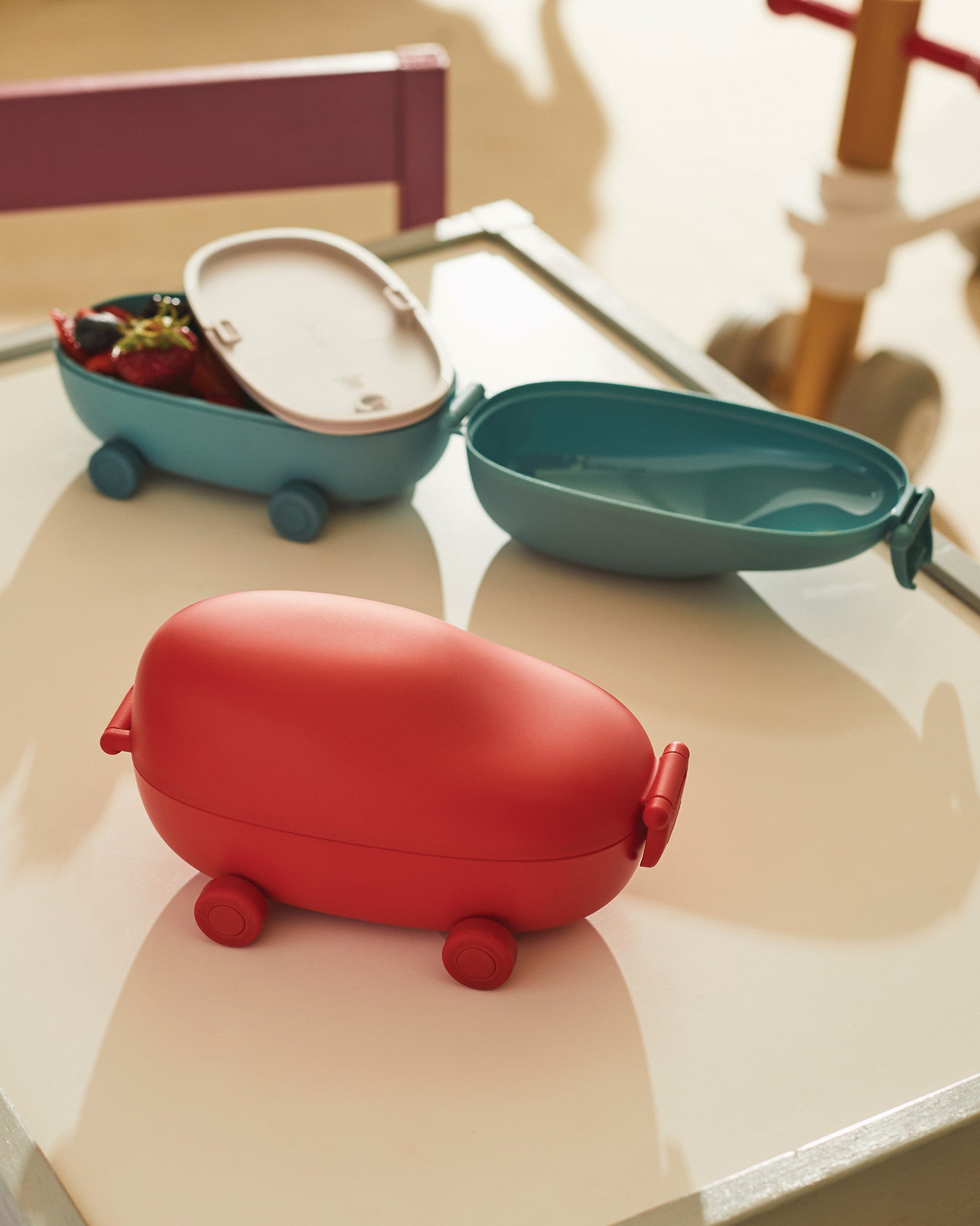 Food à porter: Snack box by Sakura Adachi | Alessi